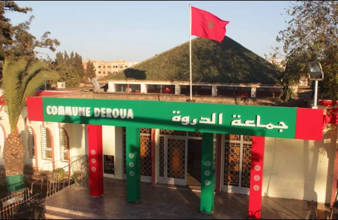 استدعاء رئيس مجلس المجتمع المدني بالدار البيضاء للتحقيق في شبهات اختلاس مالية في صفقات الاحتفالات بعيد العرش