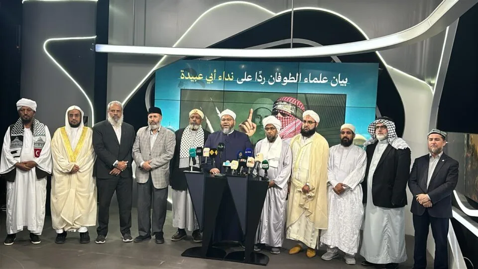 بينهم مغاربة.. علماء الأمة يصدرون فتوى بوجوب الجهاد لنصرة غزة وتحرير الأقصى