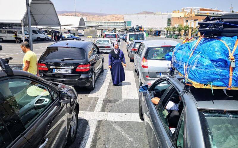 تحويلات المغاربة بالخارج تتجاوز 81 مليار درهم وفائض ميزان الخدمات يتراجع
