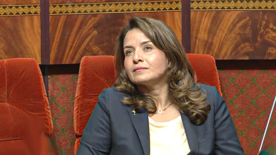 الوزيرة بنعلي: الحكومة لم تتلقَ أي طلب لإحداث مصفاة “لاسامير” جديدة