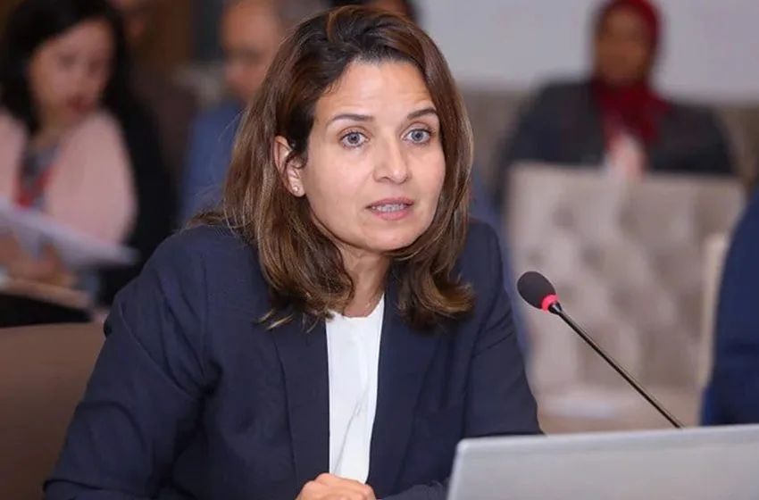 تأخر مشروعات الطاقة المتجددة في الداخلة وادي الذهب يعيق التنمية الاقتصادية