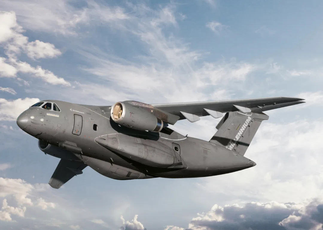 المغرب والإمارات وتشيلي يعبرون عن اهتمامهم بطائرة C-390 العسكرية الضخمة متعددة المهام من “إمبراير”