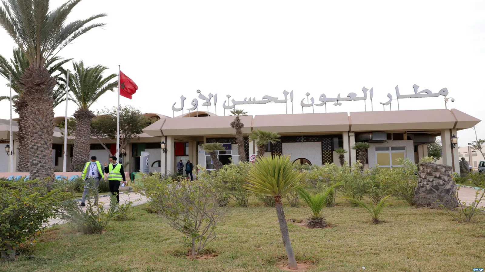 الوفد الدبلوماسي الأوروبي يصل العيون للاطلاع على التطورات السياسية والاقتصادية في الأقاليم الجنوبية