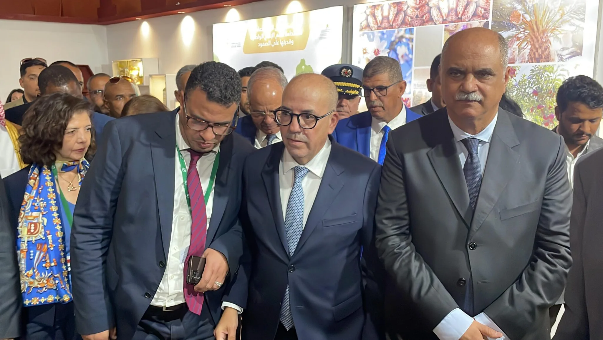 وزير الفلاحة يتهرب من الأرقام ويغيب عن نتائج استراتيجية الجيل الأخضر في قطاع النخيل
