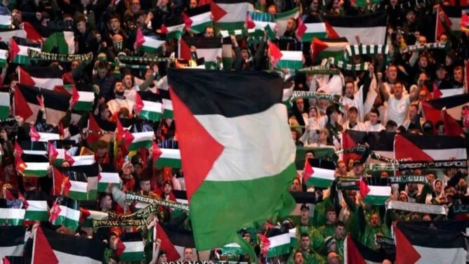منع العلم الفلسطيني في مباراة فرنسا وإسرائيل يستنفر الأمن الفرنسي