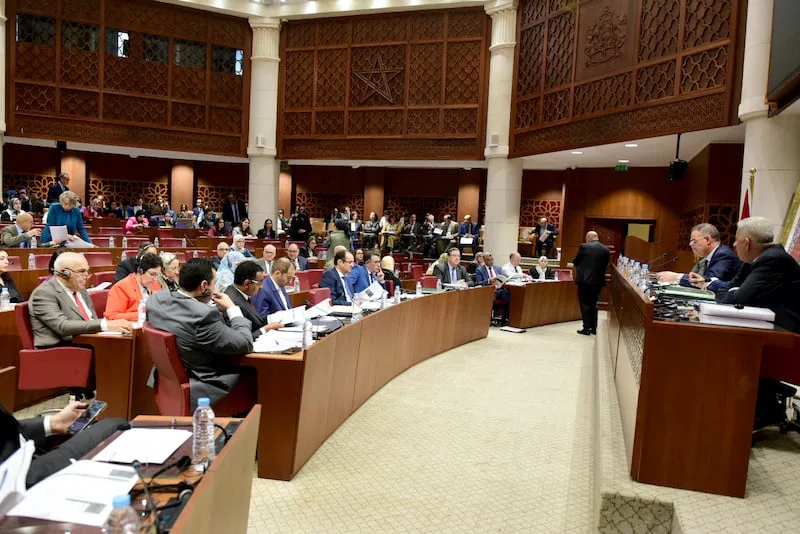 لقجع: الحكومة تراهن على دعم المقاولات الصغيرة لحل أزمة التشغيل