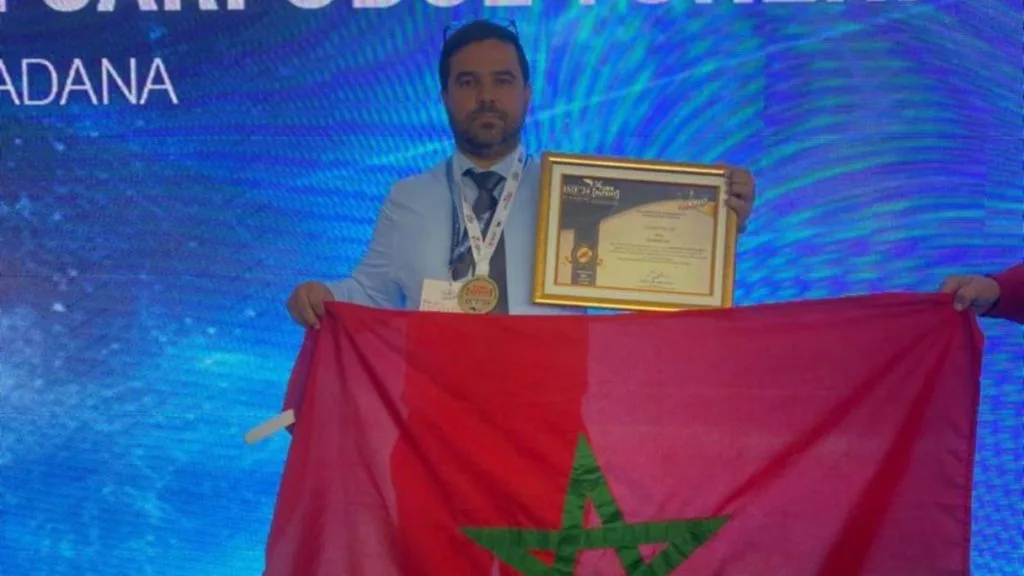 فؤاد فقيري يحقق الميدالية الذهبية في معرض سيول الدولي للاختراعات