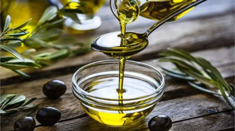صدمة لعشاق زيت الزيتون المغربي.. لا مكان لزيت مغربي ضمن أفضل 100 زيت في العالم