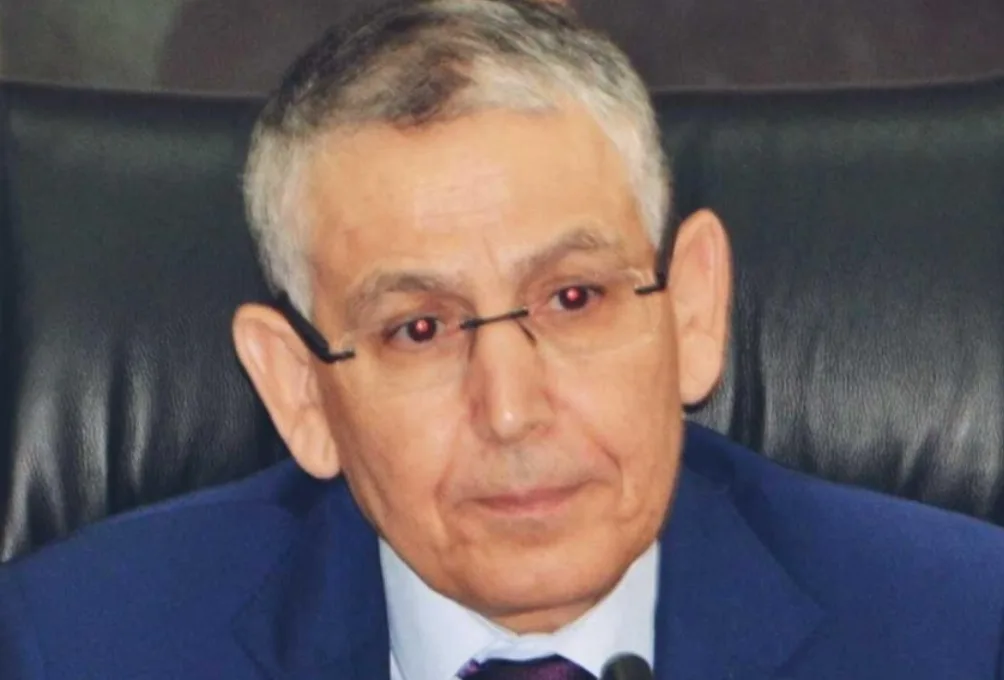 الوالي لهبيل عامل عمالة وجدة أنجاد يأمر الباشوات والقياد بدفع أعوان السلطة لجمع الأزبال