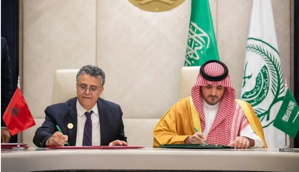 وهبي ونظيره السعودي يوقعان اتفاقيات لتعزيز التعاون القضائي والأمني بين البلدين