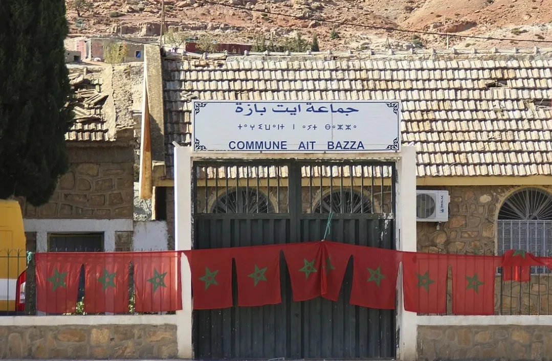 الداخلية تطلب عزل محمد أشبور رئيس أيت بازة والكور رئيس جماعة سبع عيون و رؤساء جماعات بجهة فاس