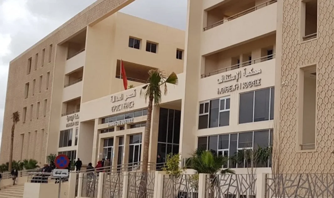 طعن أمام المحكمة الإدارية في إنتخاب بزاوي رئيسا لجماعة عين زورة بإقليم الدريوش