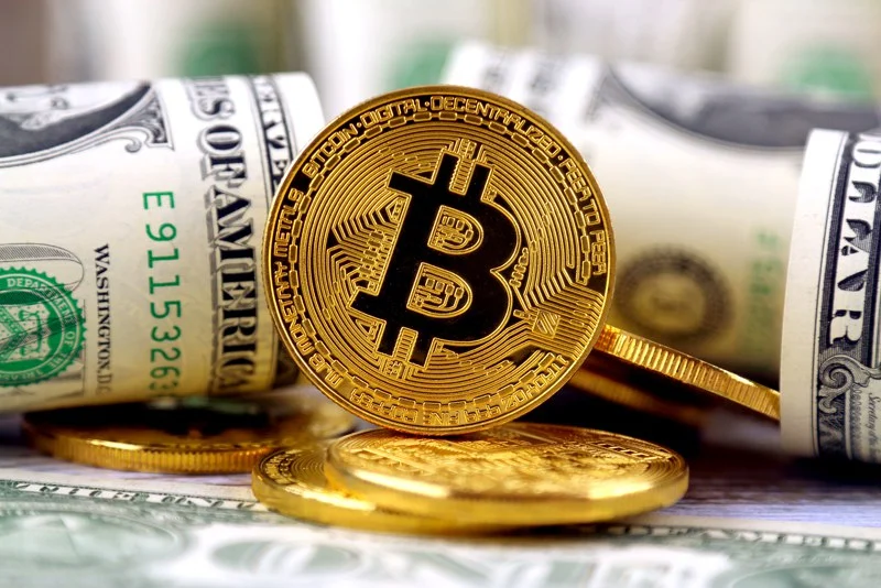 بتكوين تتجاوز حاجز 95 ألف دولار لأول مرة بدعم من آمال عودة ترامب