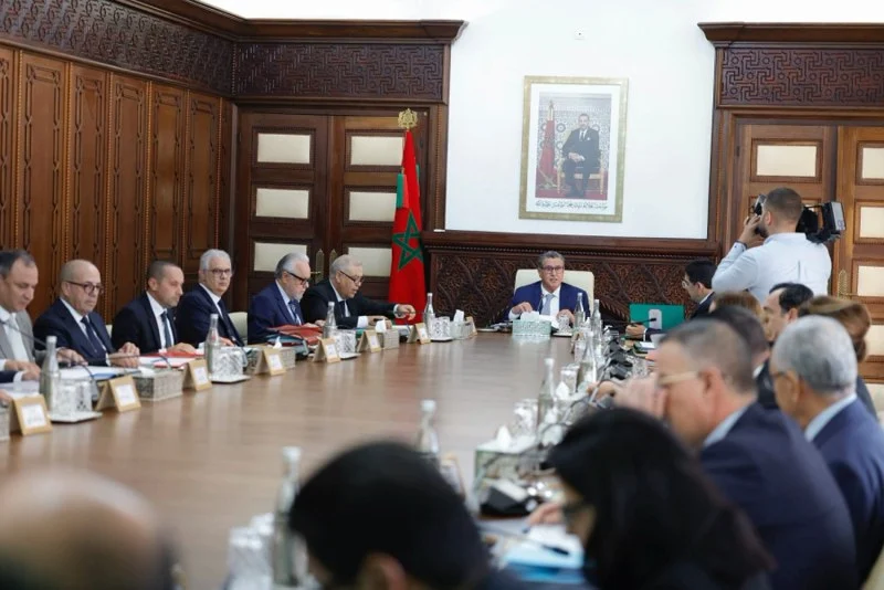 الحكومة تصادق على مرسوم جديد لتنظيم التحقق من اشتراكات التأمين الإجباري عن المرض