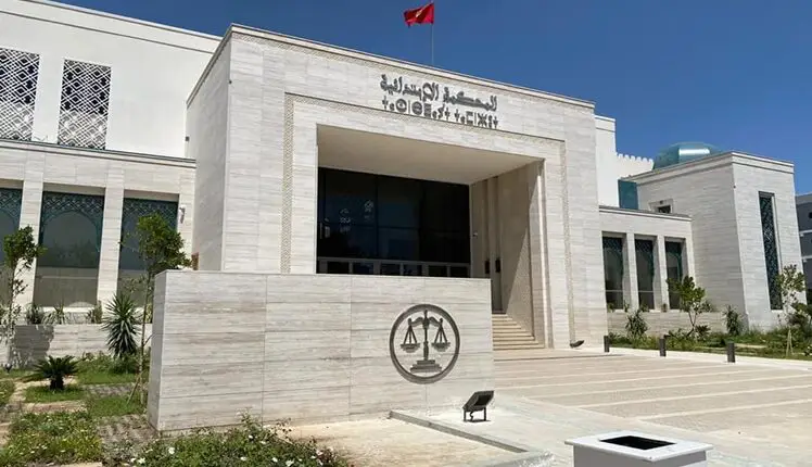 محكمة تطوان تدين طبيبي أسنان بالحبس النافذ بسبب الاعتداء على قائد