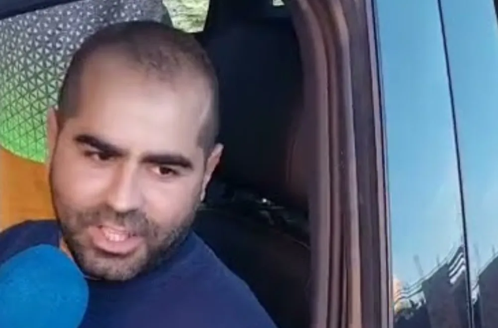 خطير :    نائب رئيس جماعة أحفير يجمع توقيعات الساكنة لترهيب القضاء من أجل تبرئة رئيس الجماعة المعتقل على ذمة التهريب الدولي للمخدرات