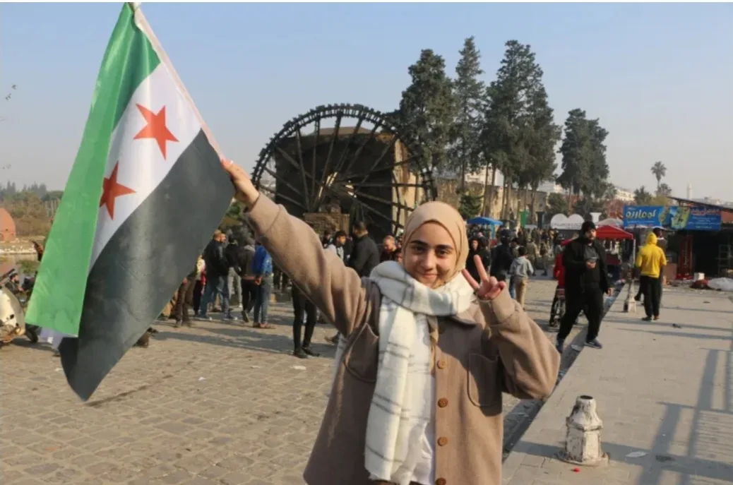 إطلاق الرصاص في شوارع سوريا إبتهاجا بسقوط الديكتاتور بشار وهروبه