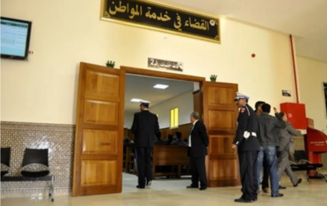 حصري :    بعد إدانته ب 5 سنوات رفقة شقيقه ..  كواليس الريف تنشر تص منطوق الحكم ضد رئيس جماعة أحفير في ملف التهريب الدولي للمخدرات