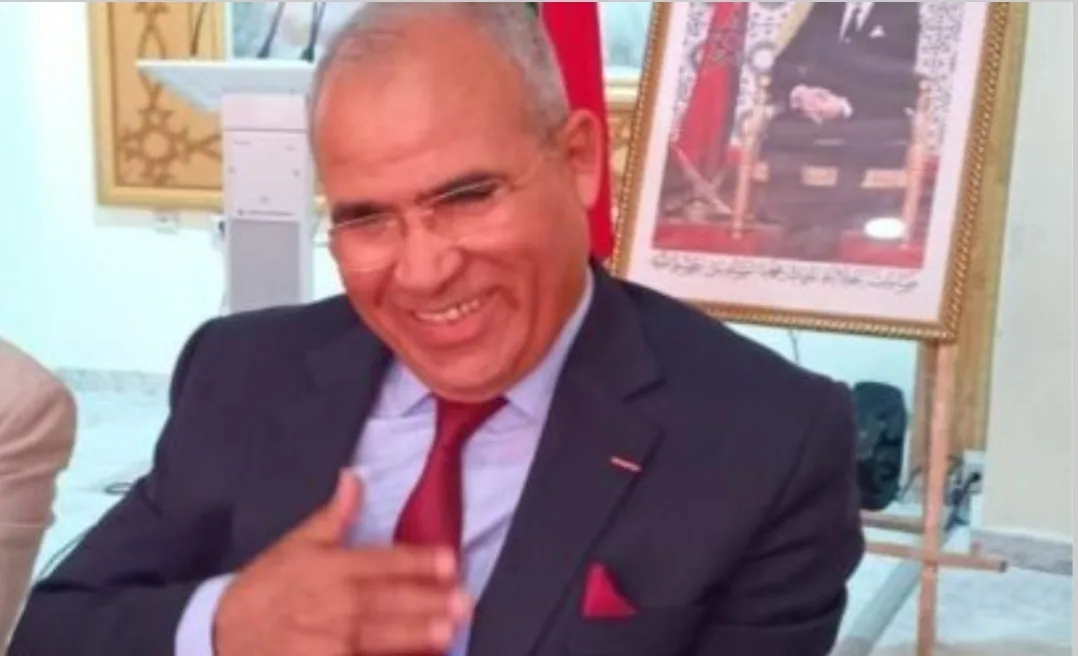 الفساد يزيد ويتغول بغرفة الصناعة التقليدية بجهة الشرق … الرئيس القدوري وصفقة كراء السيارات مع إبنه … !!