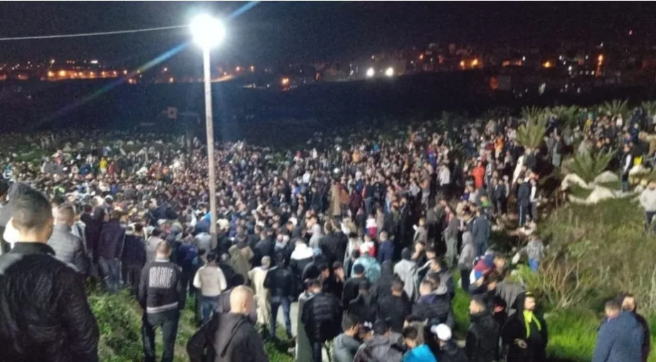 بعد تسليم جثته من الجزائر … تشييع جثمان لاعب اتحاد طنجة عبد اللطيف أخريف إلى مثواه الأخير في جو مهيب