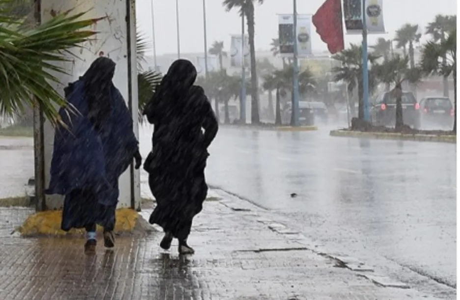 نشرة إنذارية :     أمطار وثلوج وصقيع منتظر غدا في المغرب