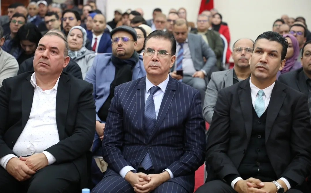 عامل الحسيمة يترأس الجلسة الختامية في الإقليم عن المناظرة الوطنية حول الجهوية المتقدمة