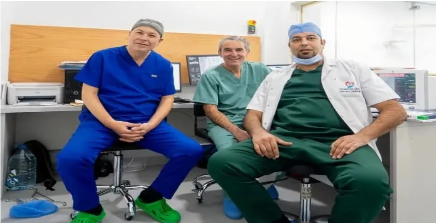 فيديو :     نجاح عمليات قسطرة قلبية معقدة بإشراف الدكتور مصطفى أعزيُّوز بكل من الناظور ووجدة