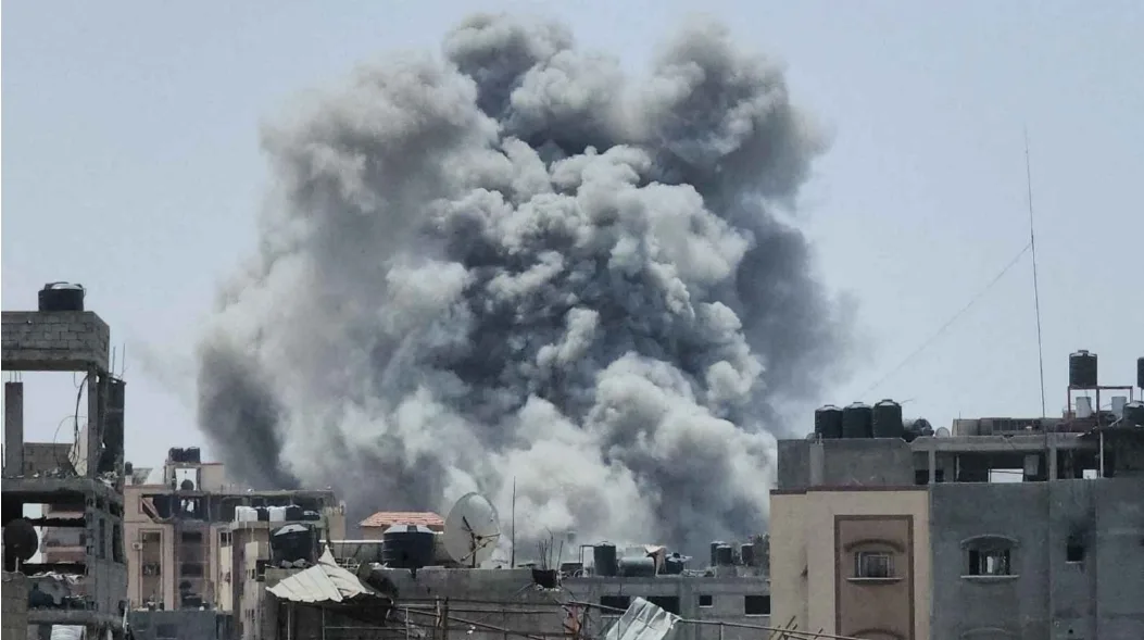 إسرائيل تقتل 5 صحفيين في غزة في قصف إستهدف سيارتهم صباح الخميس