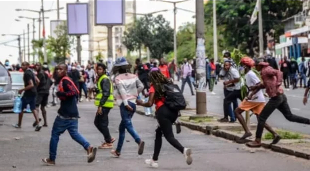 ضجة في موزمبيق … الآلاف من المعتقلين فروا من سجن شديد الحراسة