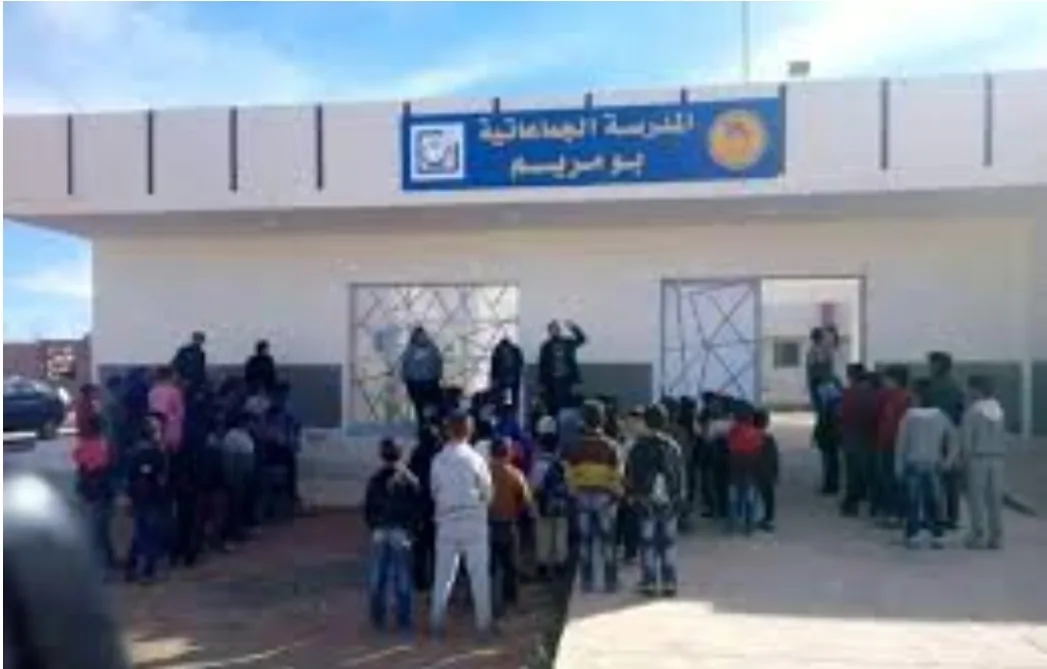 أعضاء بجماعة بومريم يشكون رئيسهم إلى عامل فكيك في قضايا تتعلق بالتلاعب بالوثائق الرسمية والتزوير