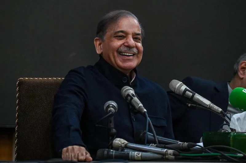 شهباز شريف يرد بقوة على دعوة العصيان المدني ويؤكد تحسن اقتصاد باكستان