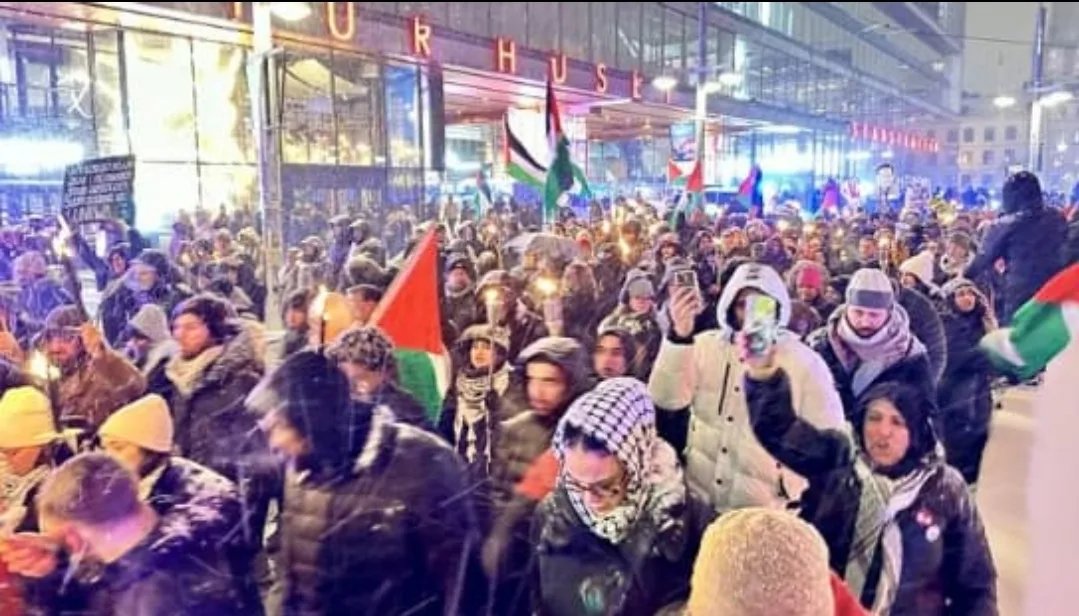 مظاهرات في ستوكهولم … سويديون يلغون احتفالات رأس السنة دعماً لغزة