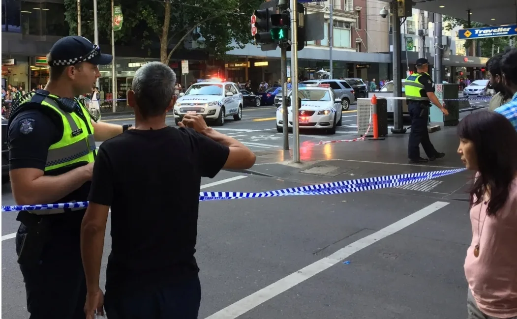 إصابة 28 شخصا بجروح متفاوتة الخطورة في حادث دهس بمناسبة إحتفالات رأس السنة بأمريكا