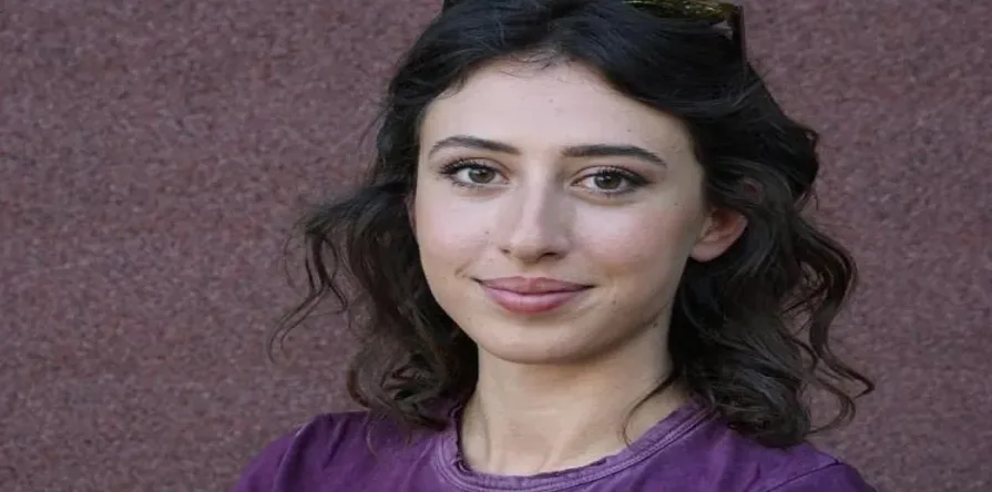 مكالمة هاتفية من الصحفية الإيطالية تكشف تفاصيل صادمة عن محنتها داخل السجن بإيران
