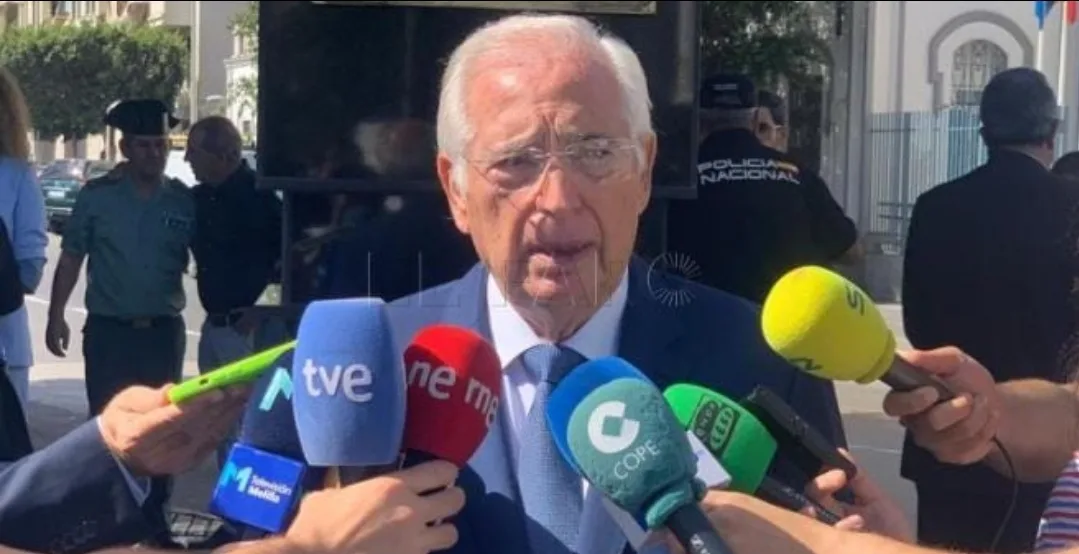 إمبرودا حاكم مليلية يحذر من فقدان السيادة الإسبانية على المدينة بسبب إتفاق الجمارك الحدودي مع الناظور ، الذي يصب لصالح المغرب !