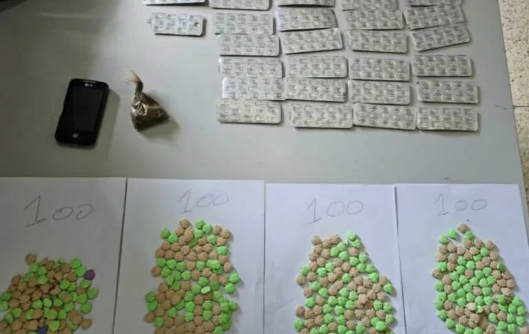 توقيف شخص بحوزته 922 قرصا مخدرا بمشرع بلقصيري