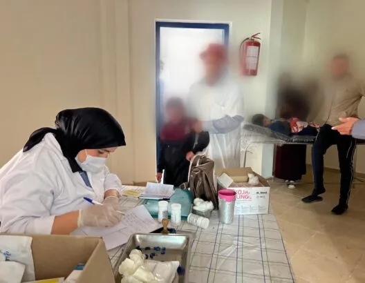 تقارير سرية تكشف استغلال قوافل طبية لأغراض انتخابية في المغرب