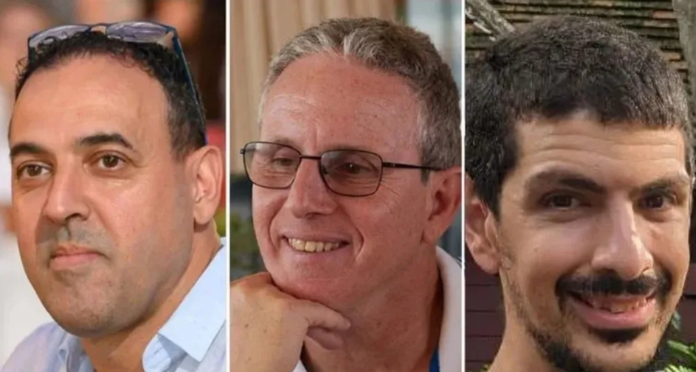 حماس تفرج عن ثلاثة رهائن إسرائيليين جدد يومه السبت مقابل إطلاق سراح سجناء فلسطينيين ضمن اتفاق تهدئة غزة