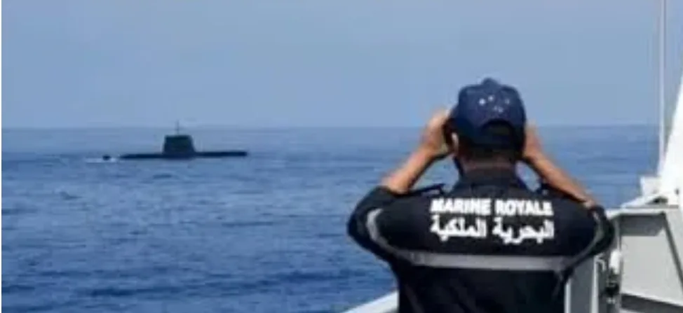 البحرية الملكية توقف زورقا سريعا محملا بمهاجرين سريين انطلقوا من بني انصار بالناظور