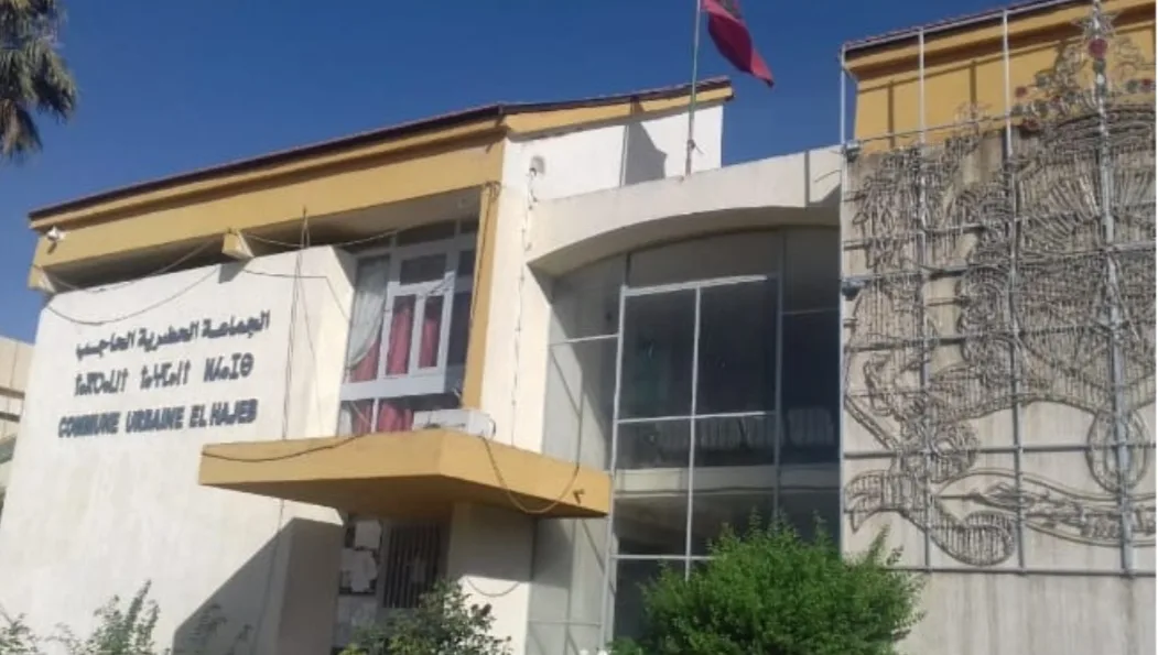 سنتين ونصف سجنا لمستشار جماعي بالحاجب في قضايا نصب