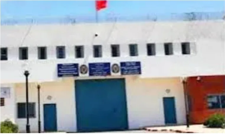على عكس ما يدعيه المدير … تقرير طبي إسباني يكشف تعذيب ناشط داخل سجن سلوان في ظل غياب آليات المراقبة