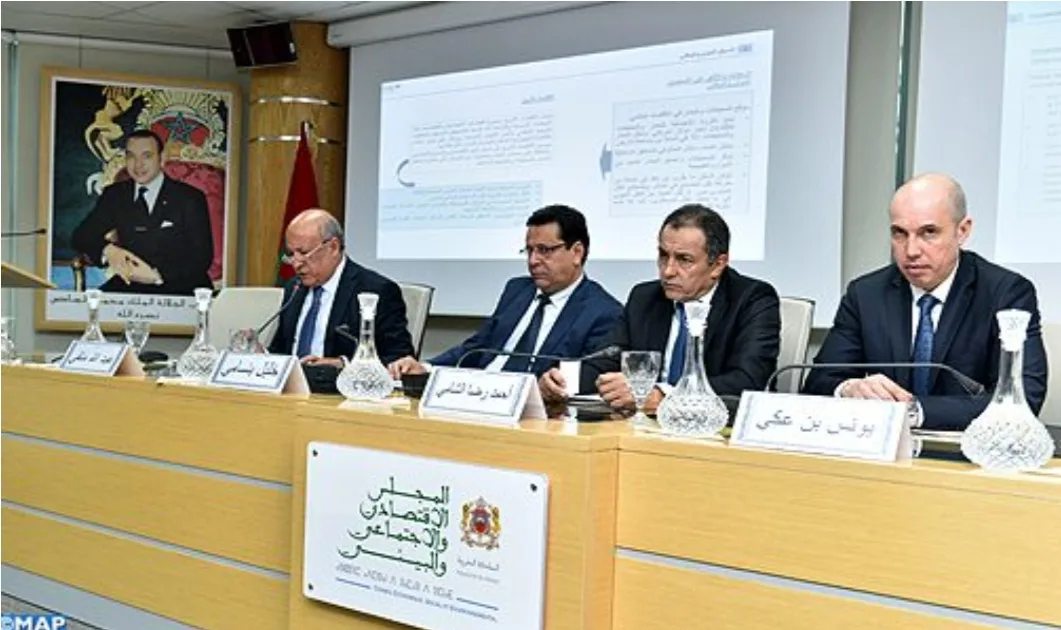 المجلس الاقتصادي والاجتماعي والبيئي يصادق على دراسة لتعزيز الابتكار والتنافسية الاقتصادية