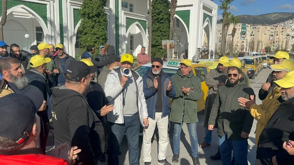 نقابات إسبانية تدعم إضراب العمال المغاربة وتنتقد غياب الحوار الاجتماعي
