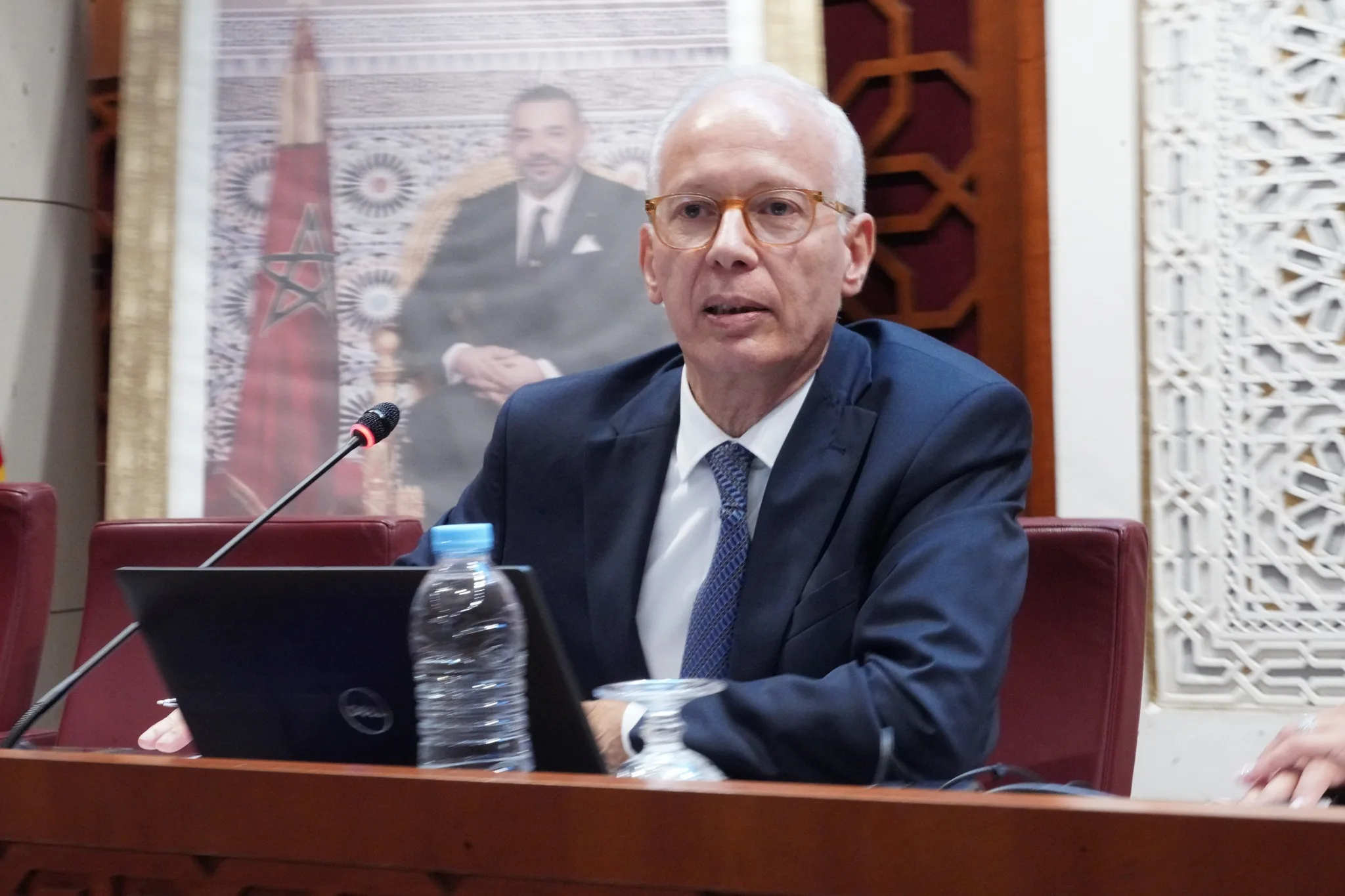 وزير العدل عبد اللطيف وهبي يثير الجدل … منع الجمعيات من التبليغ عن الفساد !