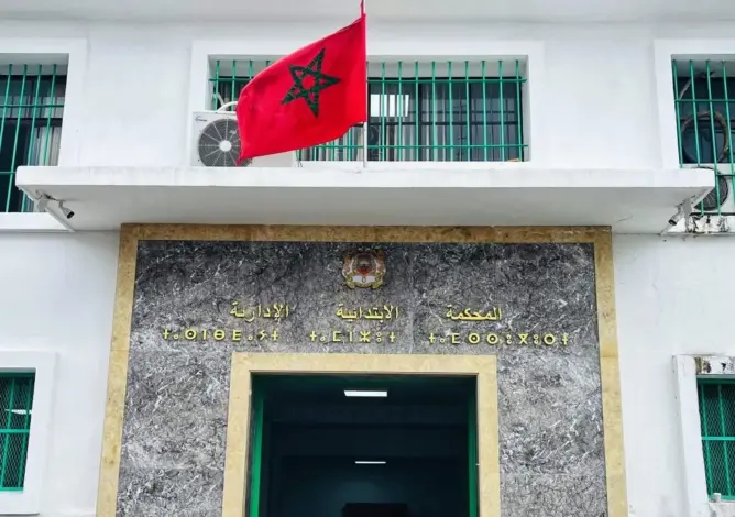 بطلب من العمدة … ملف عزل ثلاثة أعضاء من مجلس جماعة طنجة يدخل للمداولة