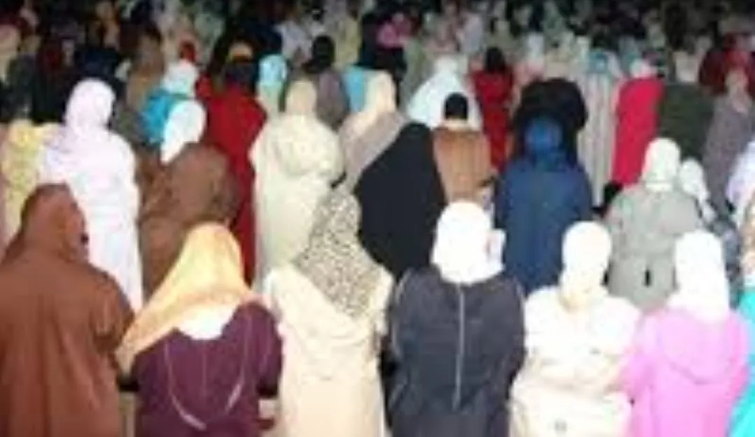 مسجد بفاس يتحول إلى حلبة ملاكمة بين سيدتين خلال صلاة التراويح