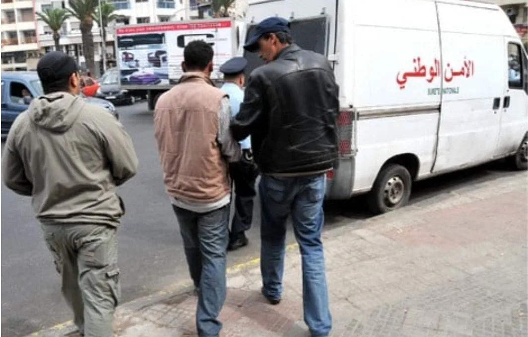 النيابة العامة تحقق مع شخص يعذب الحيوانات ويفترسها ويغتصب الأطفال وسط مكناس
