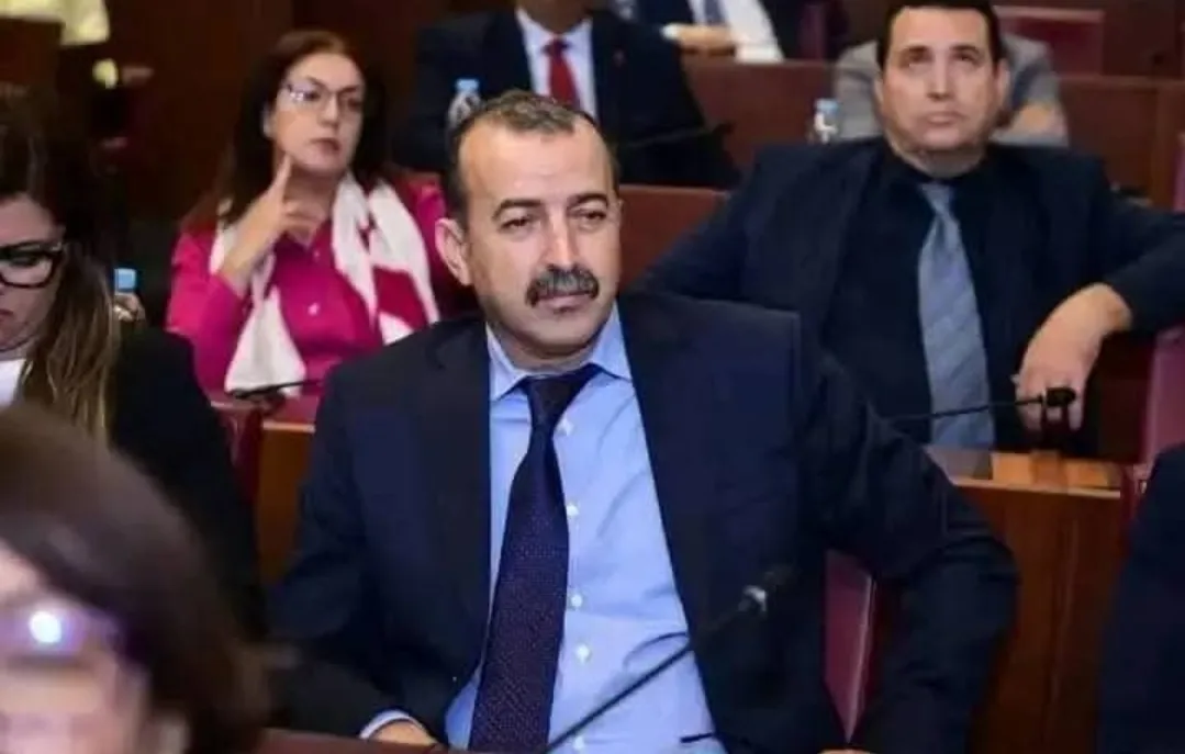 ردا على البرلماني أمغار … وزير الداخلية :  هنالك مخطط متكامل لتخفيف الضغط المروري بالحسيمة وتعزيز البنية التحتية
