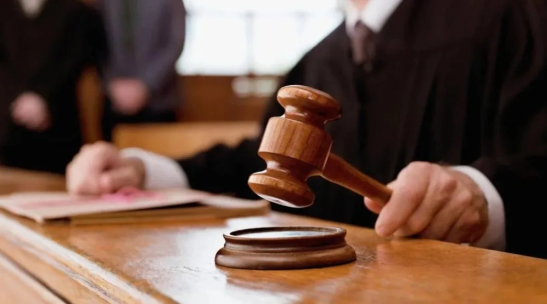 رئيس مجلس المفوضين القضائيين الجهويين بوجدة-الناظور-الحسيمة يرفض تنفيذ حكم عزله النهائي