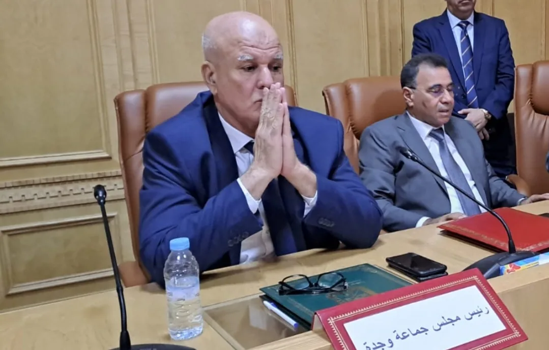 دورة استثنائية بجماعة وجدة تخرج بقرارات صادمة تعاكس إنتظارات الساكنة ومشاكل المدينة
